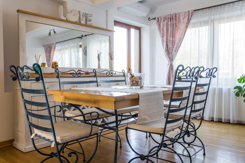 Silvia'S Apartment Voluntari Ngoại thất bức ảnh