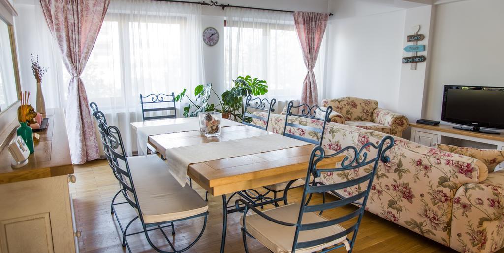 Silvia'S Apartment Voluntari Ngoại thất bức ảnh